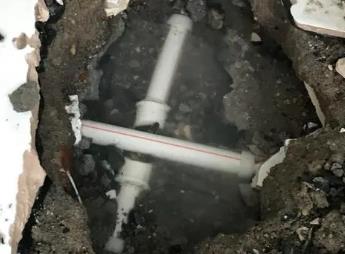 丹东市阳台漏水维修公司为您分享楼上楼下漏水怎么处理